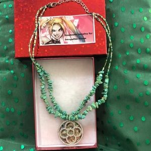 Women’s necklace.